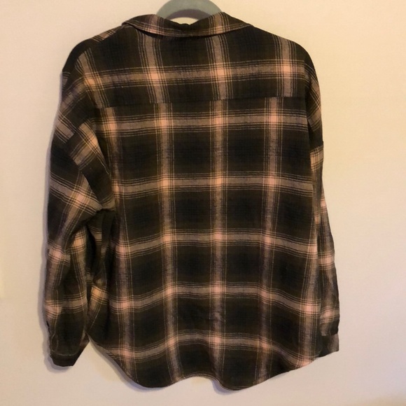 Fashion nova flannel - Picture 2 of 6